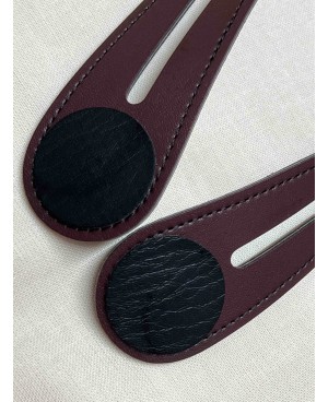 Bag handles with split shanks fasteners from Inazuma