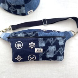 Banana Bag Blue patterned