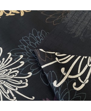 Chrysanthèmes imprimés sur toile noir