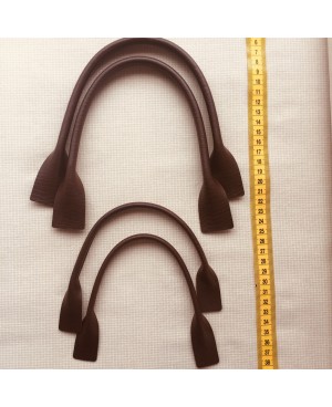 Sew on bag handles made of synthetic leather can be machine sewn and are very strong