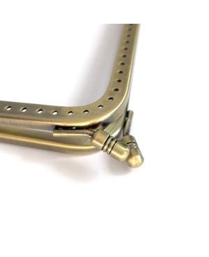 Clasp for smartphone case