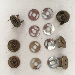 Attaches Sac Magnétiques à Griffes Or Antique 14mm